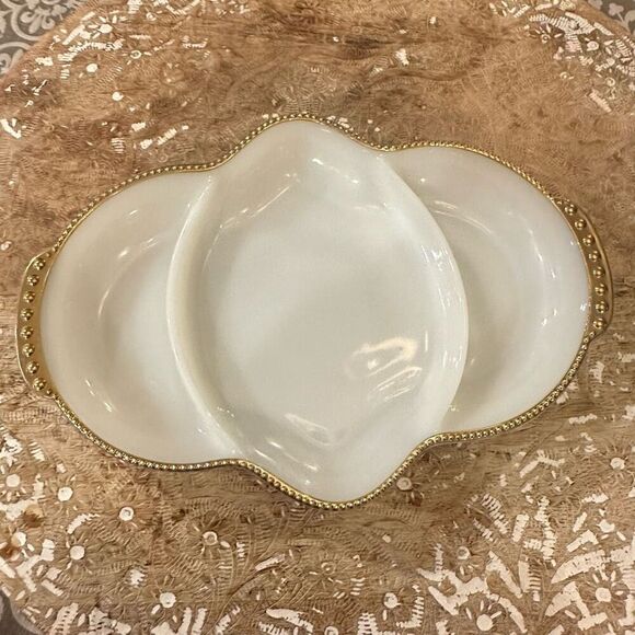 Fire King Vintage Milk Glass Three‎ Section serving appetizer Platter gold trim - Picture 1 of 7